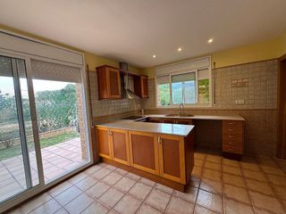 Casa adosada en alquiler en Begues