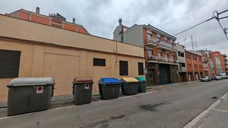 Local comercial en alquiler en Instituts - Ponent - Sota el Camí Ral en Granollers