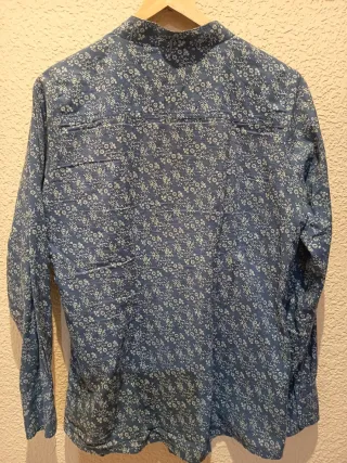 Camisa Amichi floral azul talla L