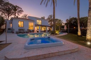 Chalet en alquiler en Los Naranjos - Las Brisas en Marbella