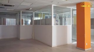 Local comercial en alquiler en Plan Sur-Amistad en Guadalajara