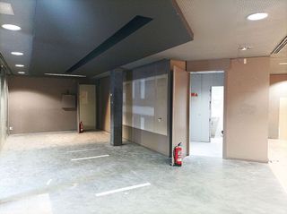 Local comercial en alquiler en El Bercial en Getafe