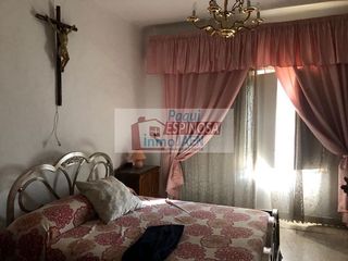 Chalet en venta en Torredonjimeno