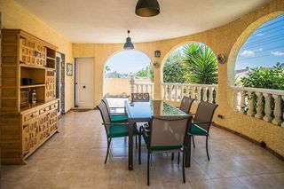 Casa en venta en La Siesta - El Salado - Torreta en Torrevieja
