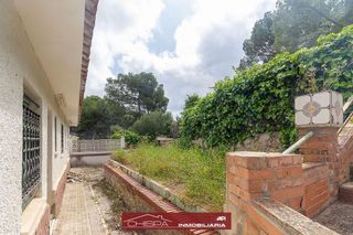 Chalet en venta en Serra