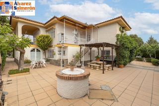 Chalet en venta en Otura