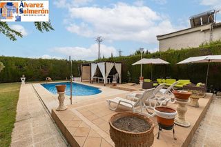 Chalet en venta en Otura