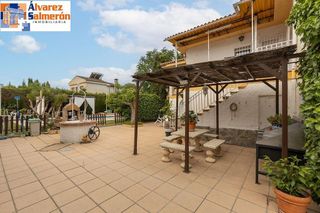 Chalet en venta en Otura