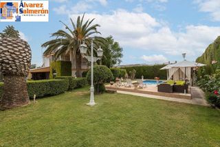 Chalet en venta en Otura