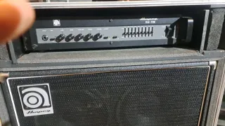 Varios amplificadores - Marshall - Ampeg