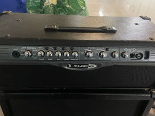 Amplificador Line 6 Spider II + Pantalla + Pedal F