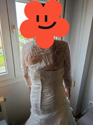 Vestido de Novia Encaje. Talla 38. Largo cola 210