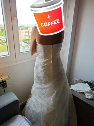 Vestido de Novia Encaje. Talla 38. Largo cola 210