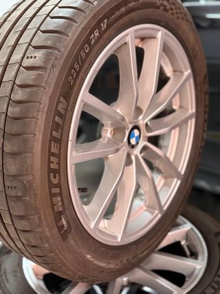 Juego 4 Llantas R17 BMW con Cubiertas