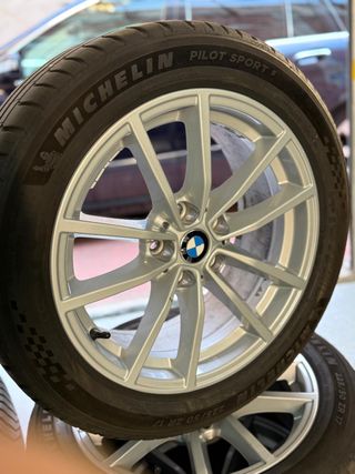 Juego 4 Llantas R17 BMW con Cubiertas