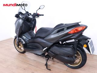 YAMAHA X-MAX 300 TECH MAX