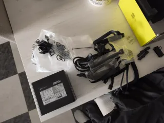 Fuente Corsair R750e Modular 750W