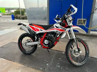 Beta 125RR LC 4T Enduro Moto