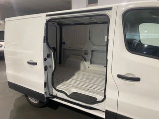 Renault Trafic Furgon L1H1 Blue dCi 130 CV - GARANTIA FÁBRICA 06/2027