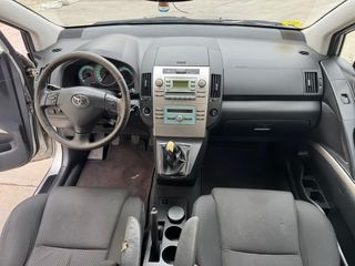 * Toyota Corolla Verso 1.8vvti * 128cv * manual *