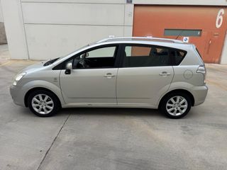 * Toyota Corolla Verso 1.8vvti * 128cv * manual *