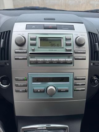 * Toyota Corolla Verso 1.8vvti * 128cv * manual *