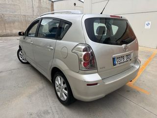 * Toyota Corolla Verso 1.8vvti * 128cv * manual *