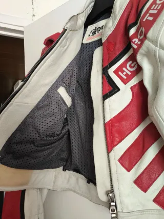 Chaqueta de piel para moto