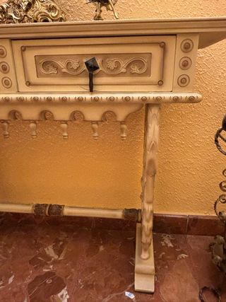 Mueble de entrada con espejo a juego