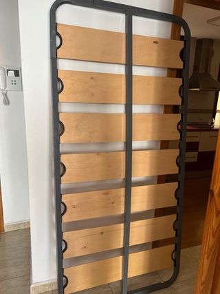 Somier metálico con láminas de madera