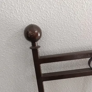 Cabezal de forja para cama