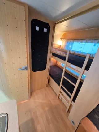 Caravana Dethleffs Camper 6 plazas Aire Mover