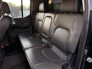 Nissan Navara 2015 3.0 dci v6 231 LE 4x4 aut 7vel