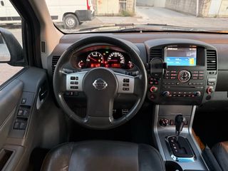 Nissan Navara 2015 3.0 dci v6 231 LE 4x4 aut 7vel