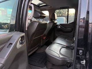 Nissan Navara 2015 3.0 dci v6 231 LE 4x4 aut 7vel