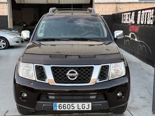Nissan Navara 2015 3.0 dci v6 231 LE 4x4 aut 7vel