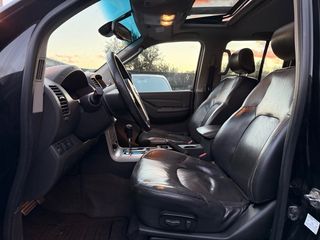 Nissan Navara 2015 3.0 dci v6 231 LE 4x4 aut 7vel