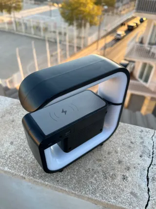 Cargador Inalámbrico Negro con Altavoz Bluetooth