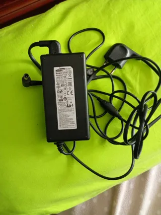 Cargador Samsung 59W 19V