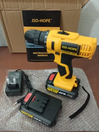 TALADRO ATORNILLADOR CON DOS BATERÍAS.