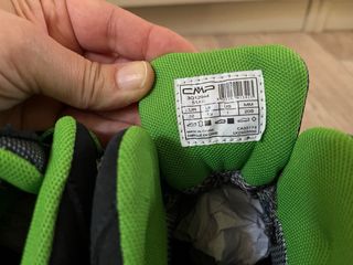 Botas niño CMP waterproof  SIN ESTRENAR Talla 32