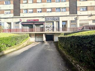 Local comercial en venta en Milán - Pumarín - Teatinos en Oviedo