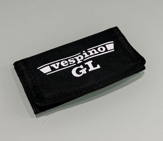 Llavero Vespino GL Negro Logo Blanco