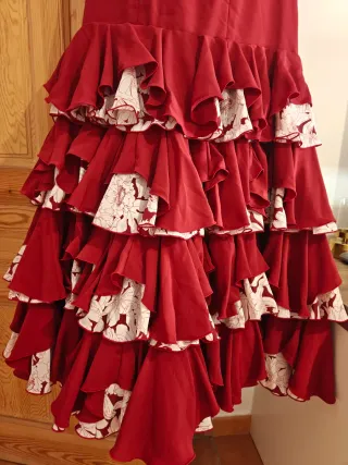 Traje de flamenca Manuela Macías rojo