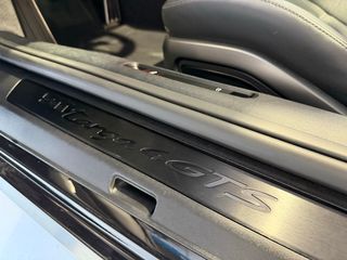 Porsche 911 (992.2) GTS 4 Targa T-Hybrid 540 CV