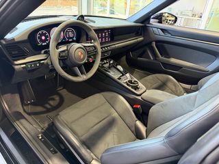 Porsche 911 (992.2) GTS 4 Targa T-Hybrid 540 CV