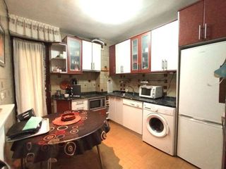 Piso en venta en Universidad - Los Lirios en Logroño