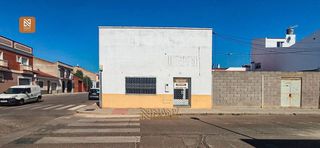 Local comercial en venta en Montijo