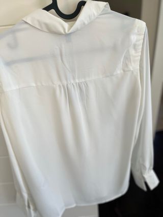 Blusa blanca Cortefiel manga larga