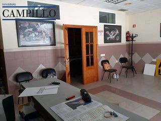 Local comercial en venta en Adra